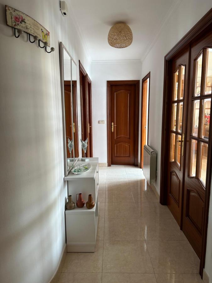 O Xaneiro Apartment Noia Bagian luar foto