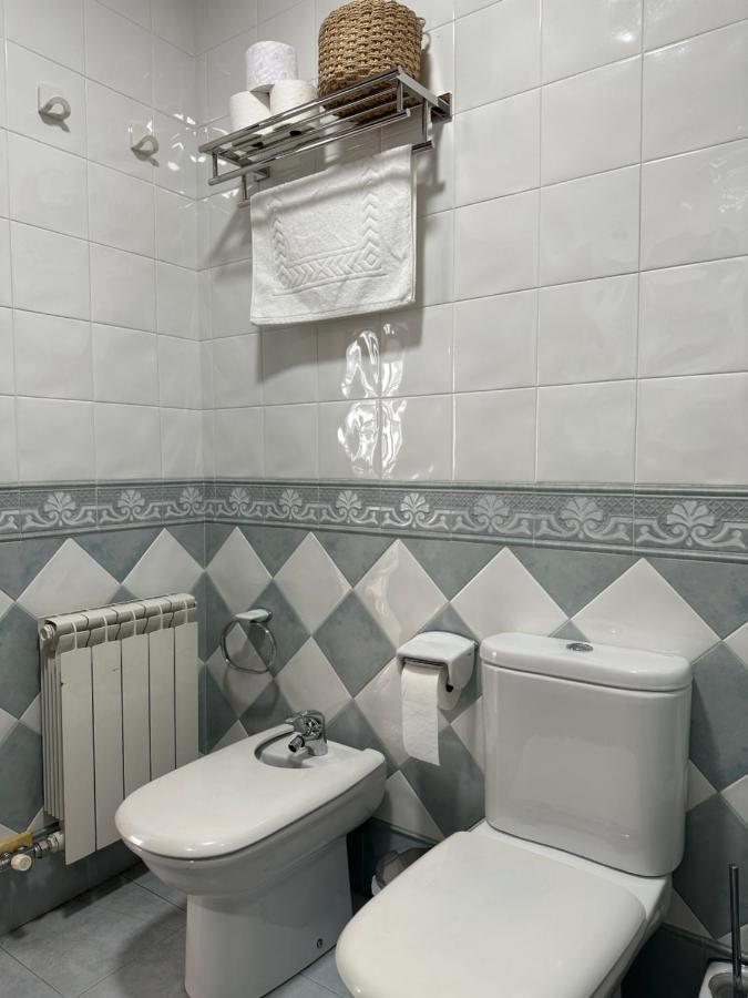 O Xaneiro Apartment Noia Bagian luar foto