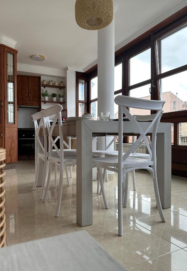 O Xaneiro Apartment Noia Bagian luar foto